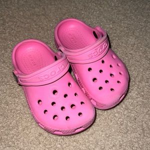 Toddler pink Crocs